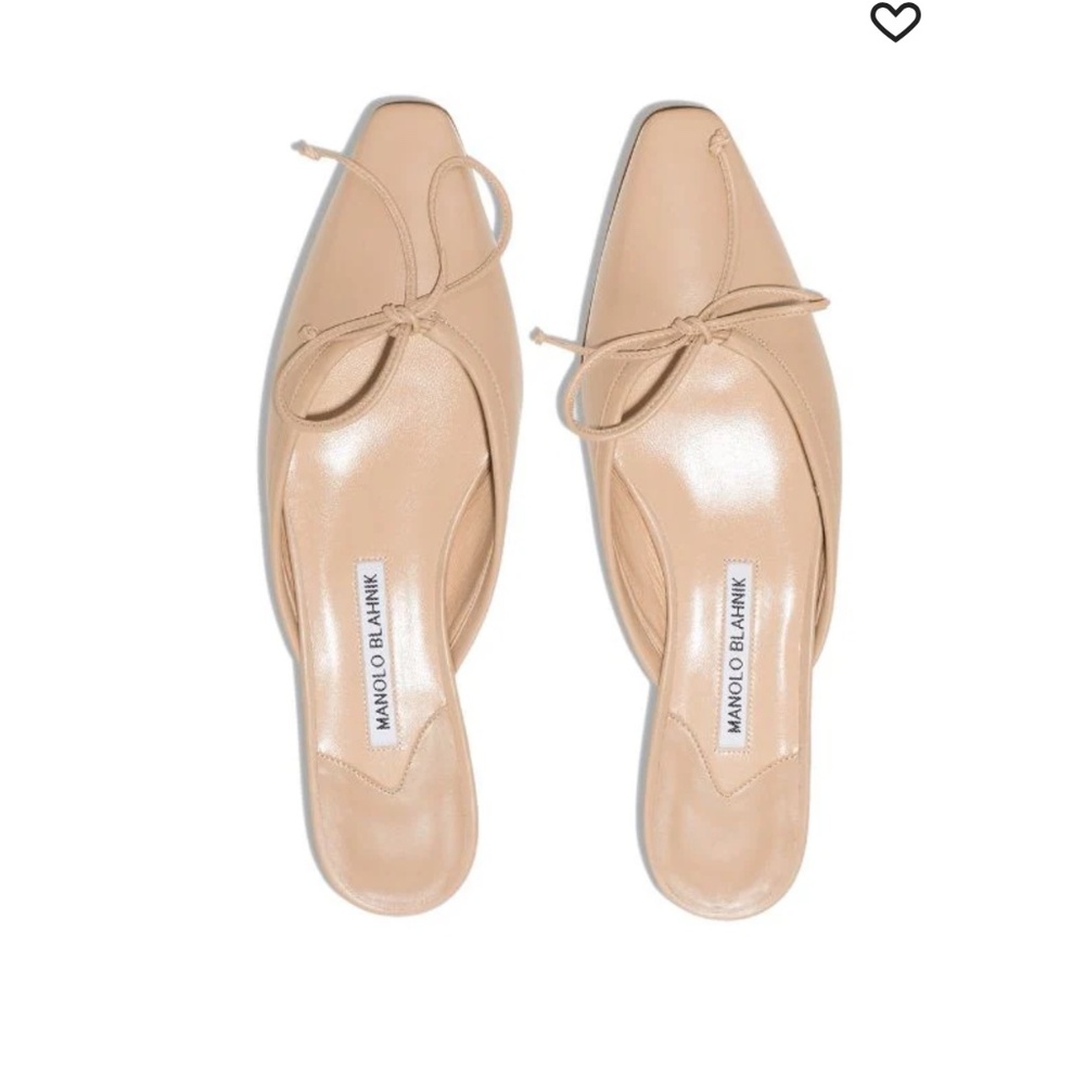 NEW women’s Manolo Blahnik beige slip on flats open back with bow